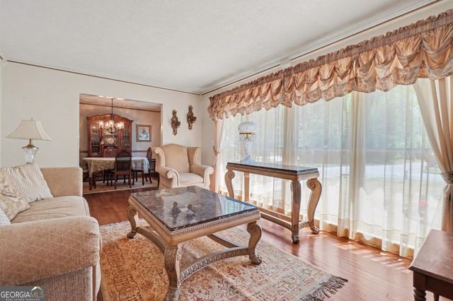 2429 Woodhill Lane, Atlanta, GA 30344