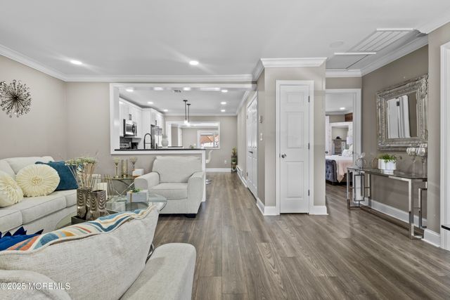 139 Wein Market C, Freehold, NJ 07728