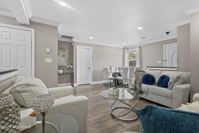 139 Wein Market C, Freehold, NJ 07728