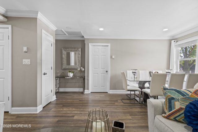 139 Wein Market C, Freehold, NJ 07728