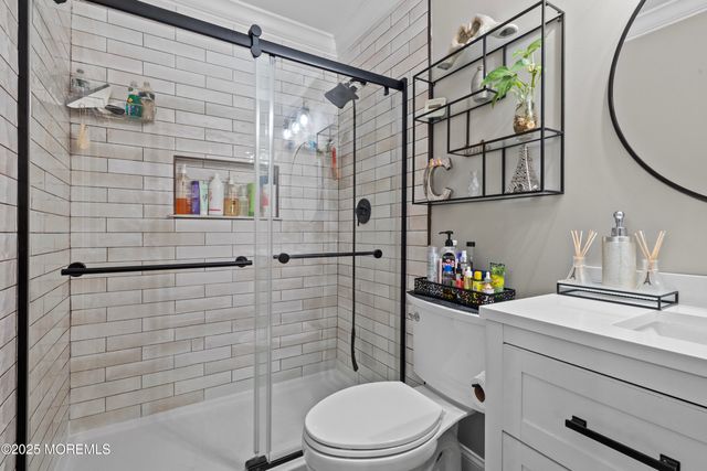 139 Wein Market C, Freehold, NJ 07728
