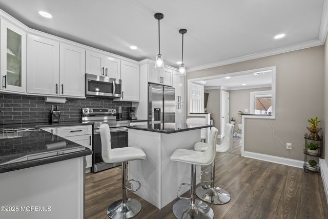 139 Wein Market C, Freehold, NJ 07728