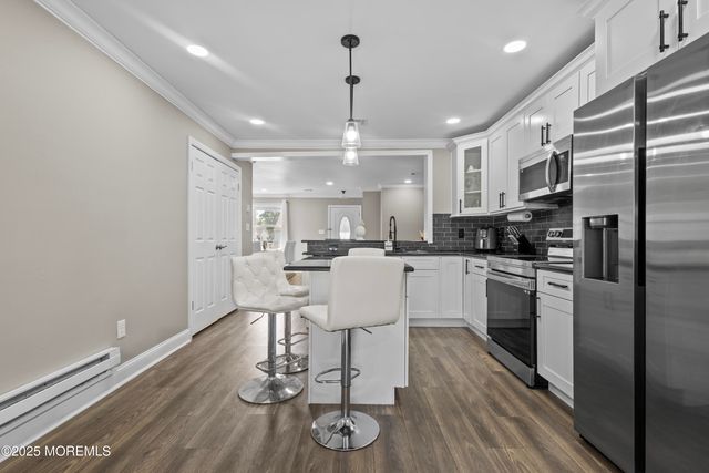 139 Wein Market C, Freehold, NJ 07728