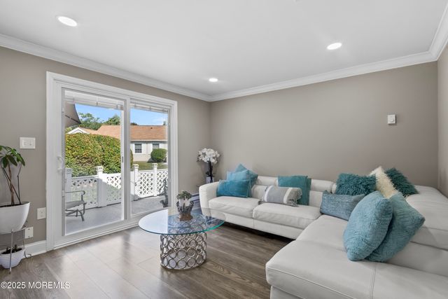 139 Wein Market C, Freehold, NJ 07728