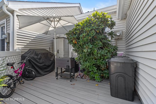 139 Wein Market C, Freehold, NJ 07728