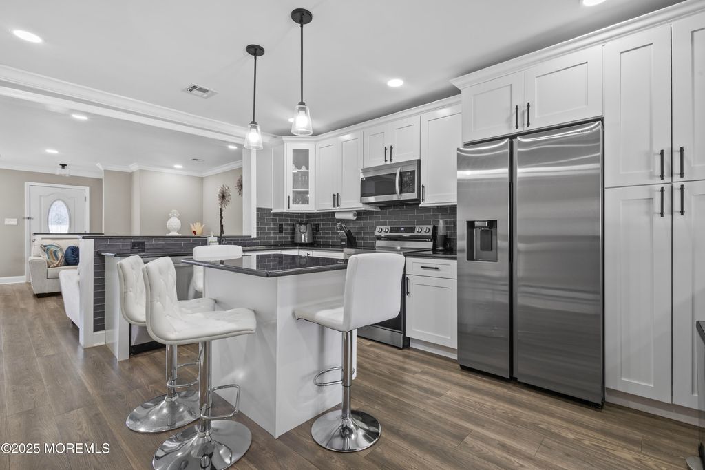 139 Wein Market C, Freehold, NJ 07728