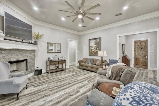 113 Stuart Street, Arp, TX 75750