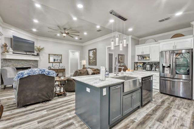 113 Stuart Street, Arp, TX 75750