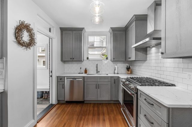 115 N Cassingham Road, Columbus, OH 43209
