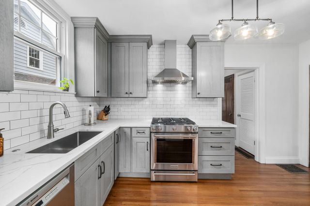 115 N Cassingham Road, Columbus, OH 43209