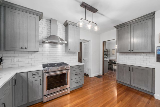 115 N Cassingham Road, Columbus, OH 43209