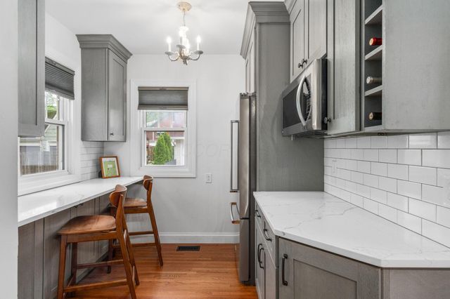 115 N Cassingham Road, Columbus, OH 43209