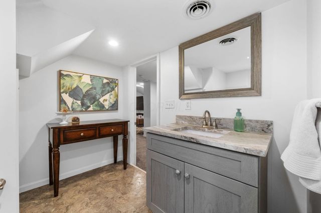 115 N Cassingham Road, Columbus, OH 43209