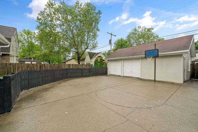 115 N Cassingham Road, Columbus, OH 43209
