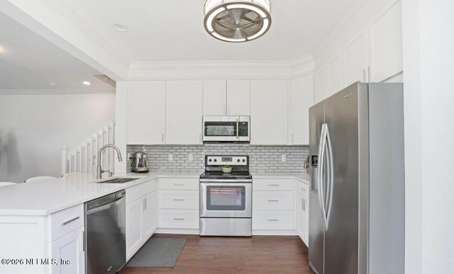7990 BAYMEADOWS E 1301, Jacksonville, FL 32256
