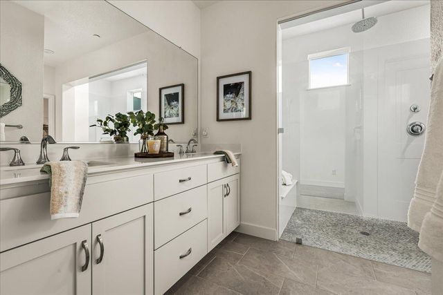 820 Lodge Way, Lincoln, CA 95648