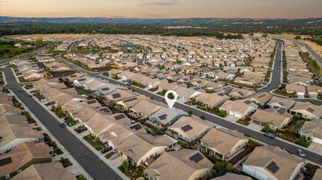 820 Lodge Way, Lincoln, CA 95648
