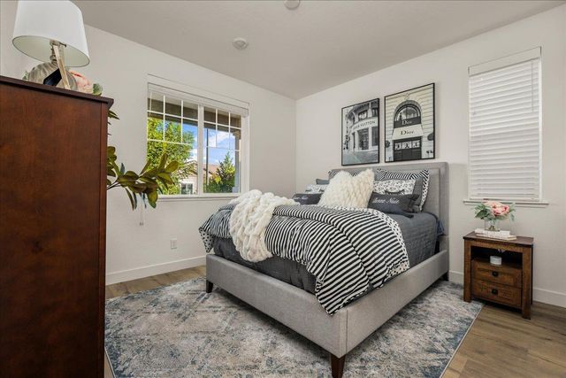 820 Lodge Way, Lincoln, CA 95648