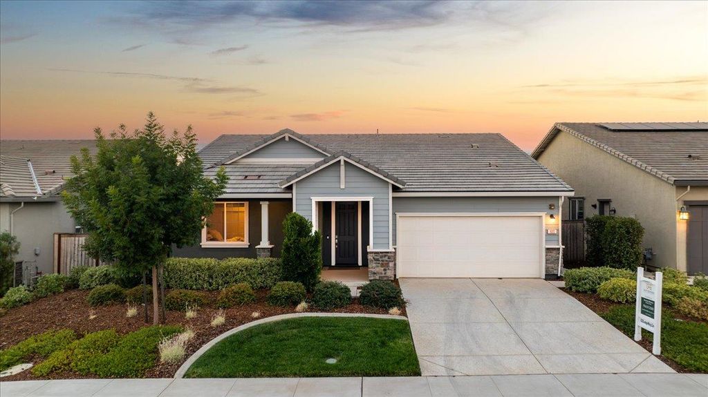 820 Lodge Way, Lincoln, CA 95648