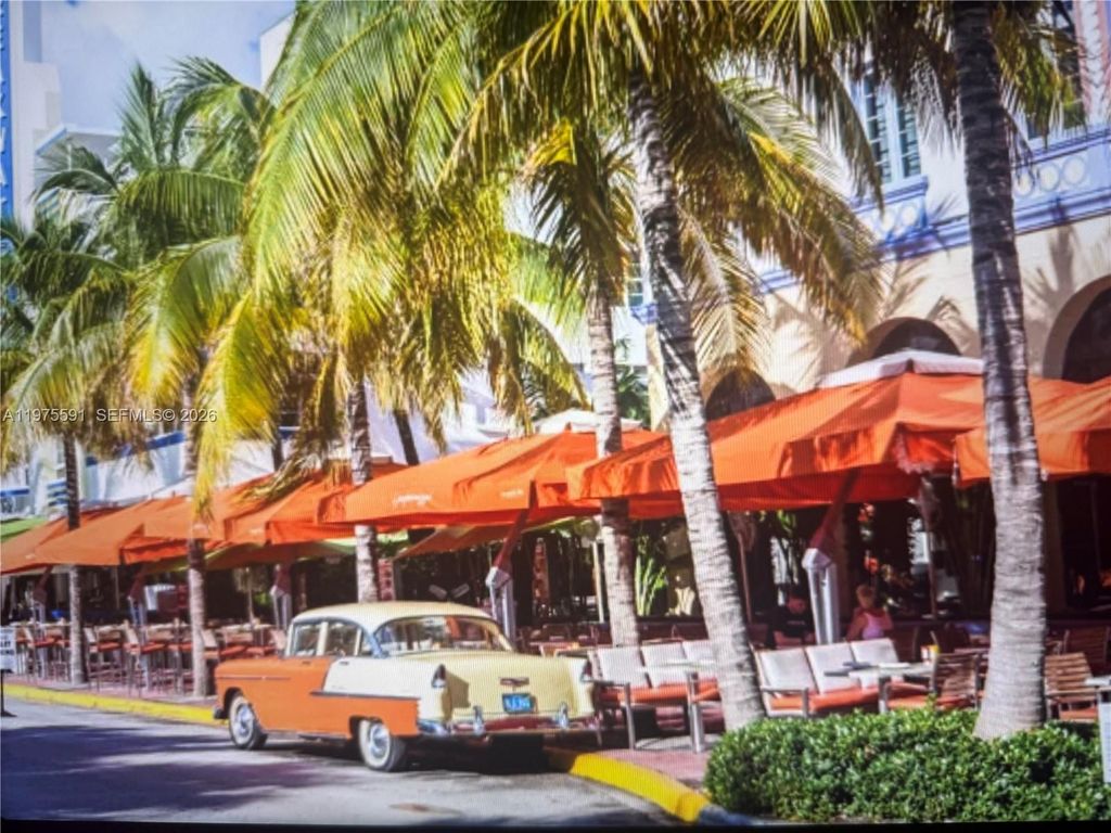 1390 Ocean Dr 304, Miami Beach, FL 33139