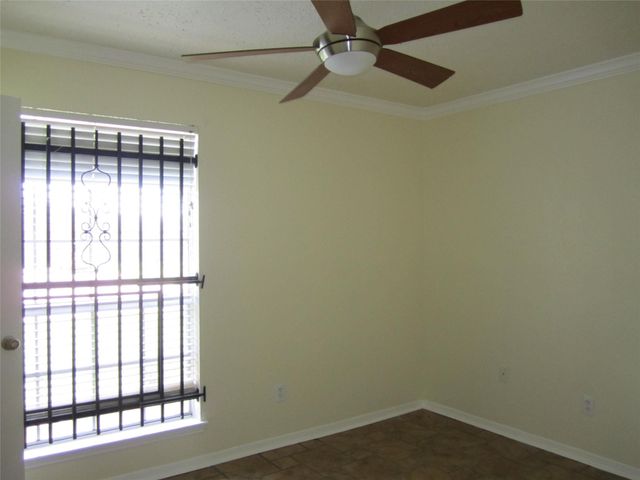 1142 Mossridge Drive, Missouri City, TX 77489