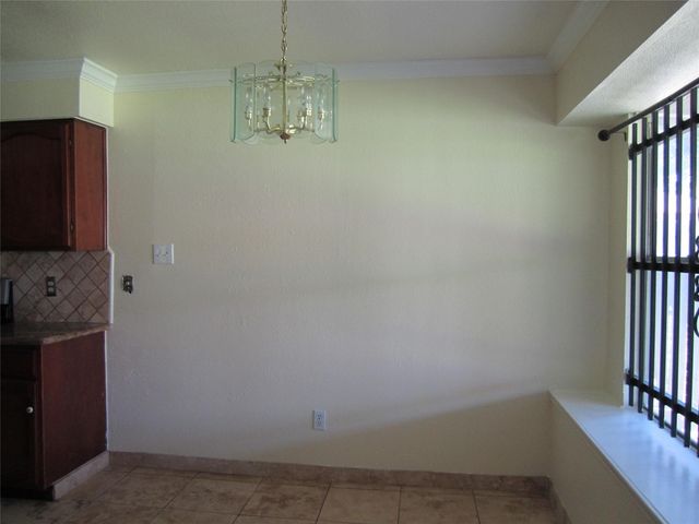 1142 Mossridge Drive, Missouri City, TX 77489