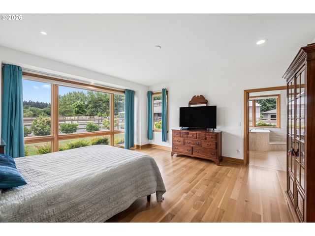 24362 Sw BAKER Rd, Sherwood, OR 97140