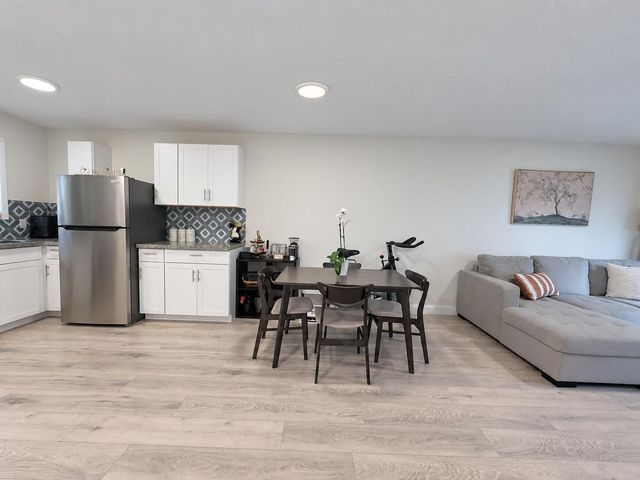 6080 FOREST HILL Boulevard 109, West Palm Beach, FL 33415