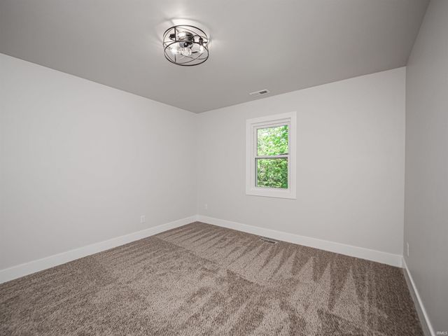 11120 SR 57 Road, Evansville, IN 47725