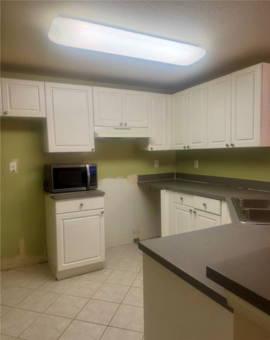 5060 Fairways Circle F202, Vero Beach, FL 32967