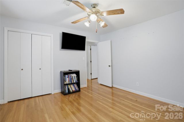 6419 Pencade Lane, Charlotte, NC 28215