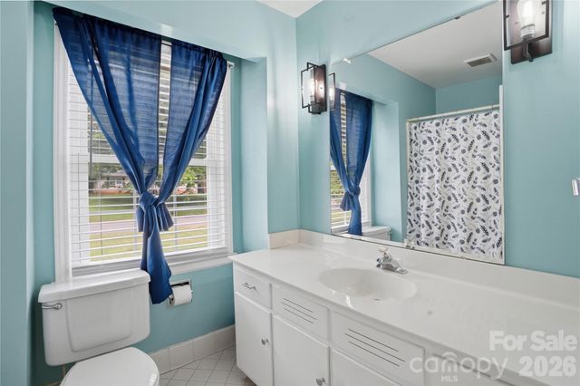 6419 Pencade Lane, Charlotte, NC 28215