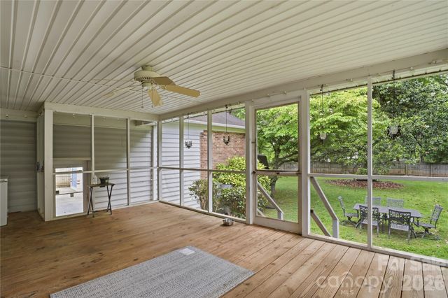 6419 Pencade Lane, Charlotte, NC 28215