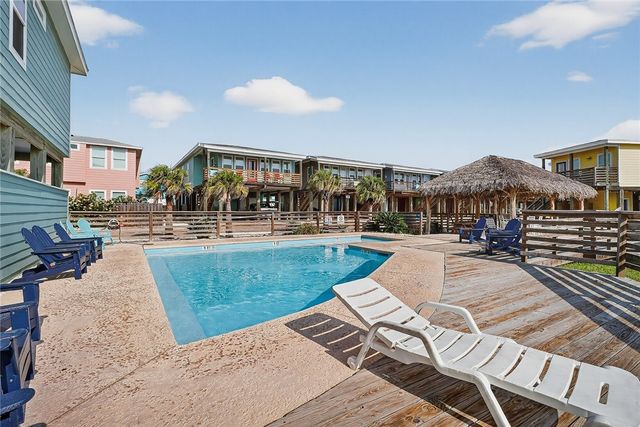 2727 S 11th St 26, Port Aransas, TX 78373