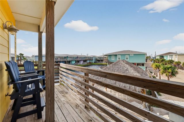 2727 S 11th St 26, Port Aransas, TX 78373