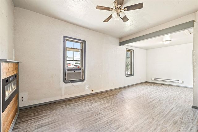 420 N Barker Avenue, El Reno, OK 73036