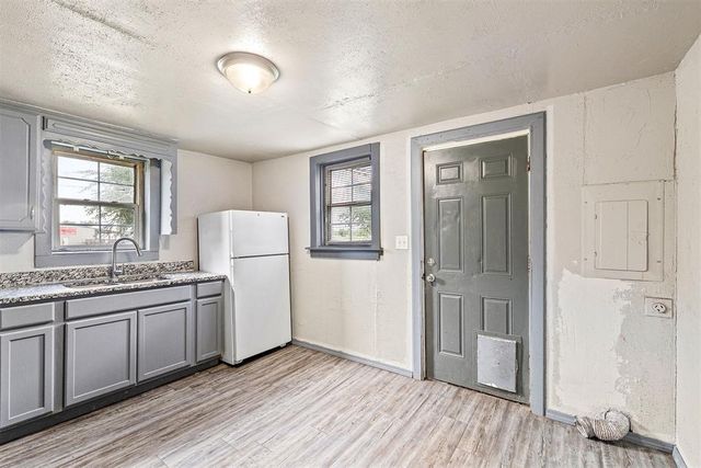 420 N Barker Avenue, El Reno, OK 73036