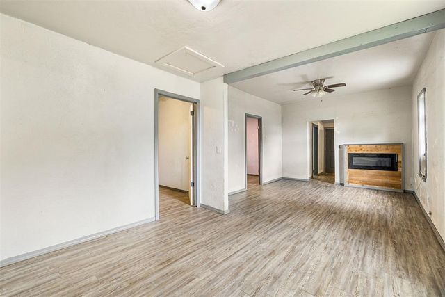 420 N Barker Avenue, El Reno, OK 73036