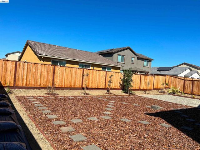 5350 Sotto Way, Antioch, CA 94531