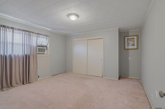 24618 Pecan Place Dr, Plaquemine, LA 70764