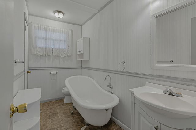 24618 Pecan Place Dr, Plaquemine, LA 70764