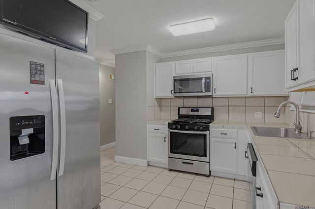 24618 Pecan Place Dr, Plaquemine, LA 70764