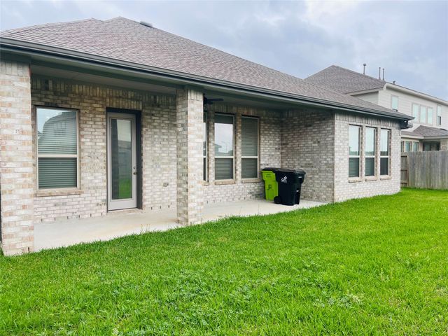 3708 Rock Ledge Drive, Rosenberg, TX 77469