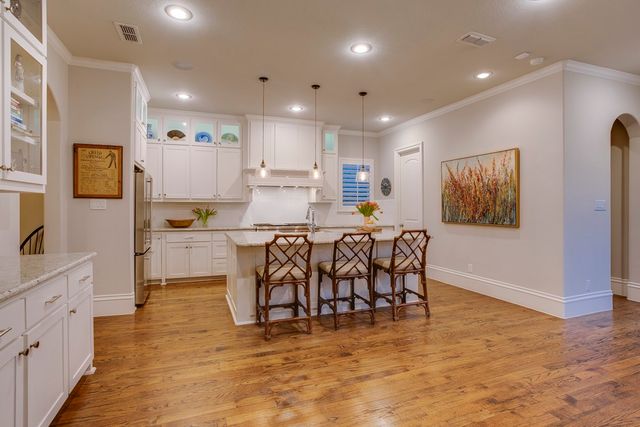 3978 Davila Drive, Dallas, TX 75220