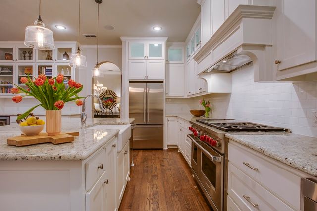 3978 Davila Drive, Dallas, TX 75220