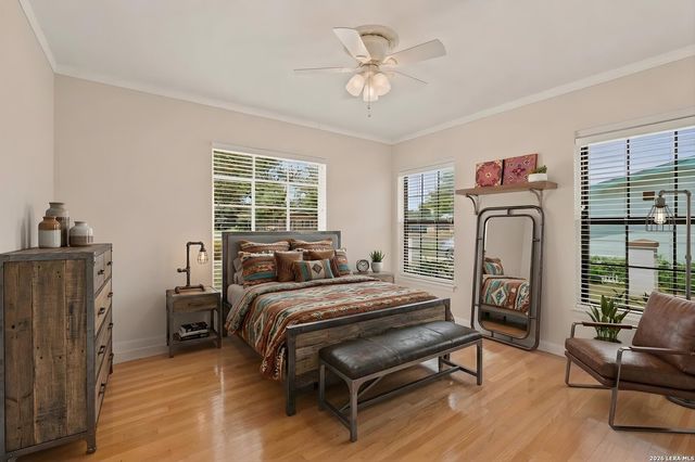 414 Storeywood, San Antonio, TX 78213