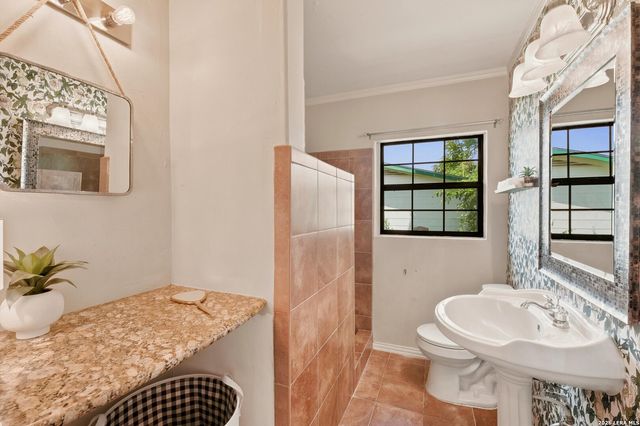 414 Storeywood, San Antonio, TX 78213