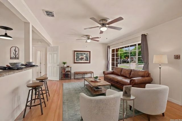 414 Storeywood, San Antonio, TX 78213