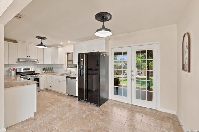 414 Storeywood, San Antonio, TX 78213