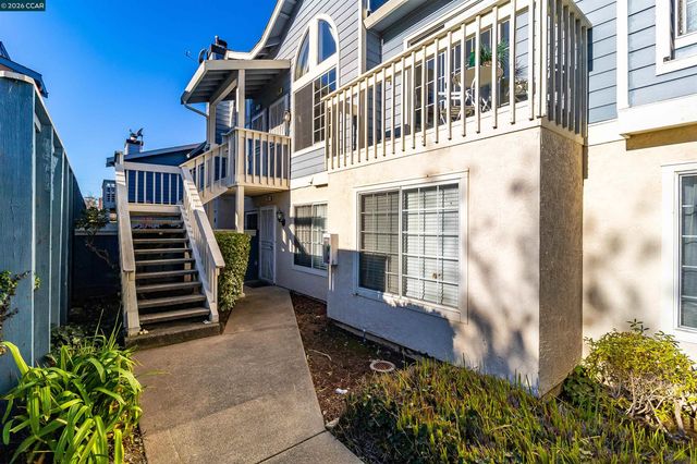 100 Glenwood, Hercules, CA 94547